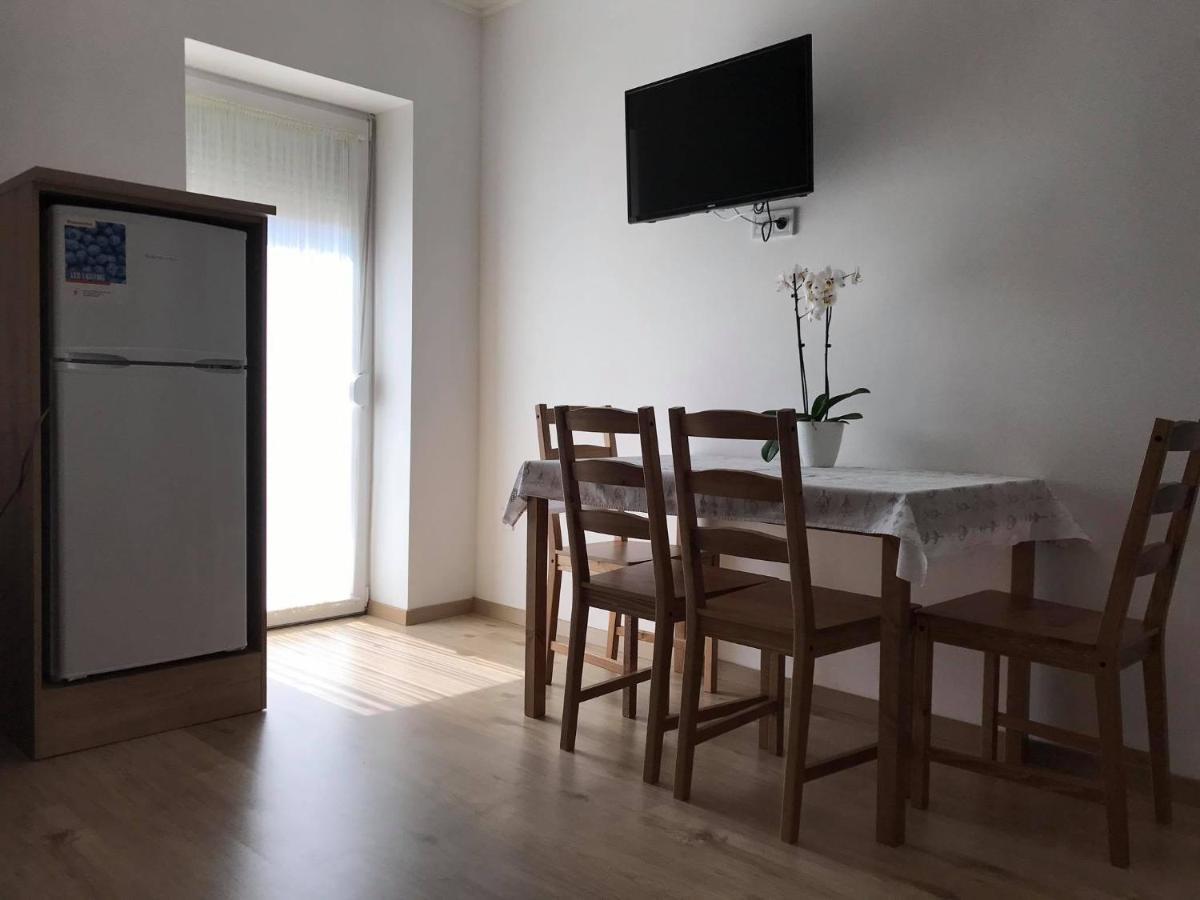 Royal De Lux Apartment Hajduszoboszlo Bagian luar foto