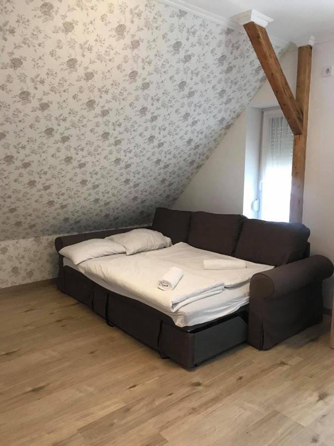 Royal De Lux Apartment Hajduszoboszlo Bagian luar foto