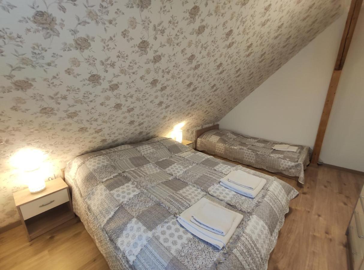 Royal De Lux Apartment Hajduszoboszlo Bagian luar foto